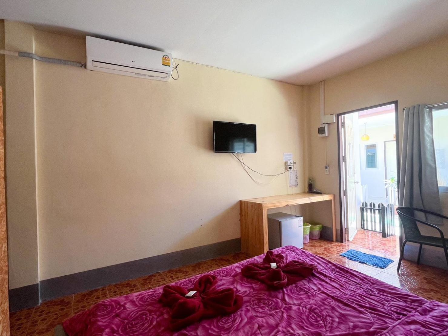 Aiem Sa Ard At Kohlarn Hotel Exterior photo